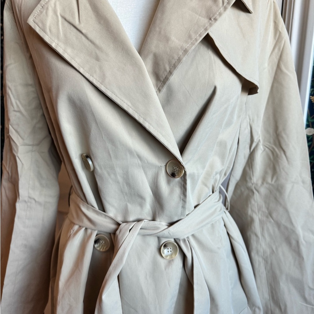 Tan Double-Breasted Women's Trench Coat - Picture 3 of 9
